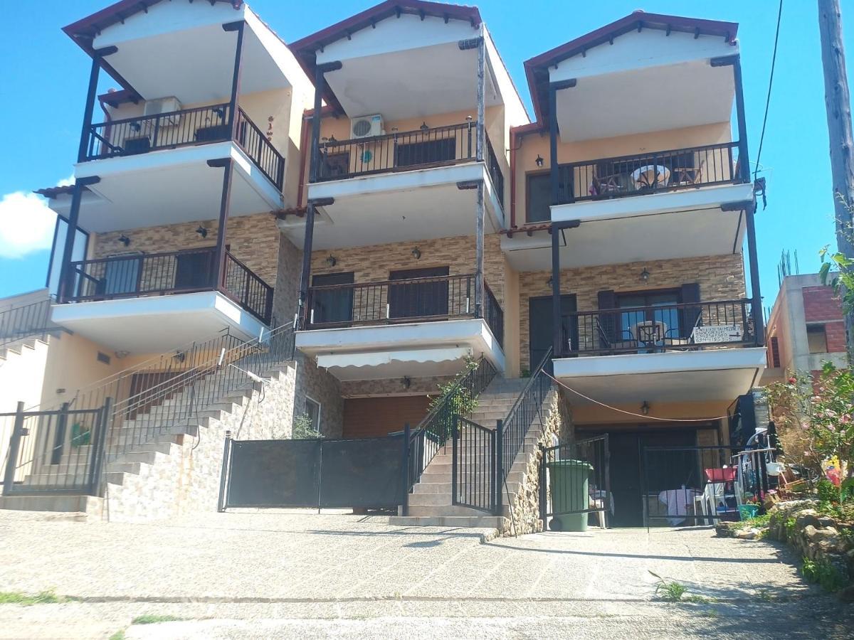 Μεζονετα Apartamento Néa Ródha Exterior foto