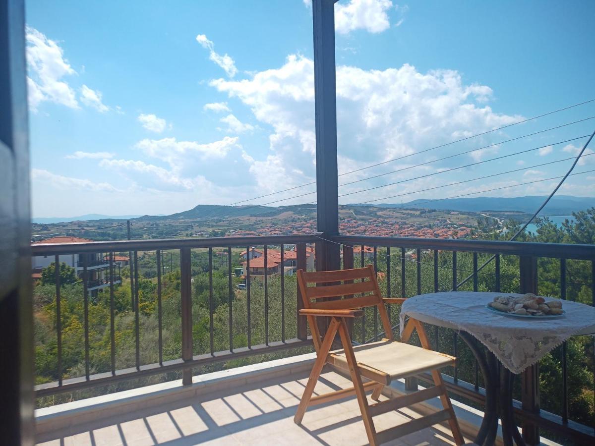 Μεζονετα Apartamento Néa Ródha Exterior foto
