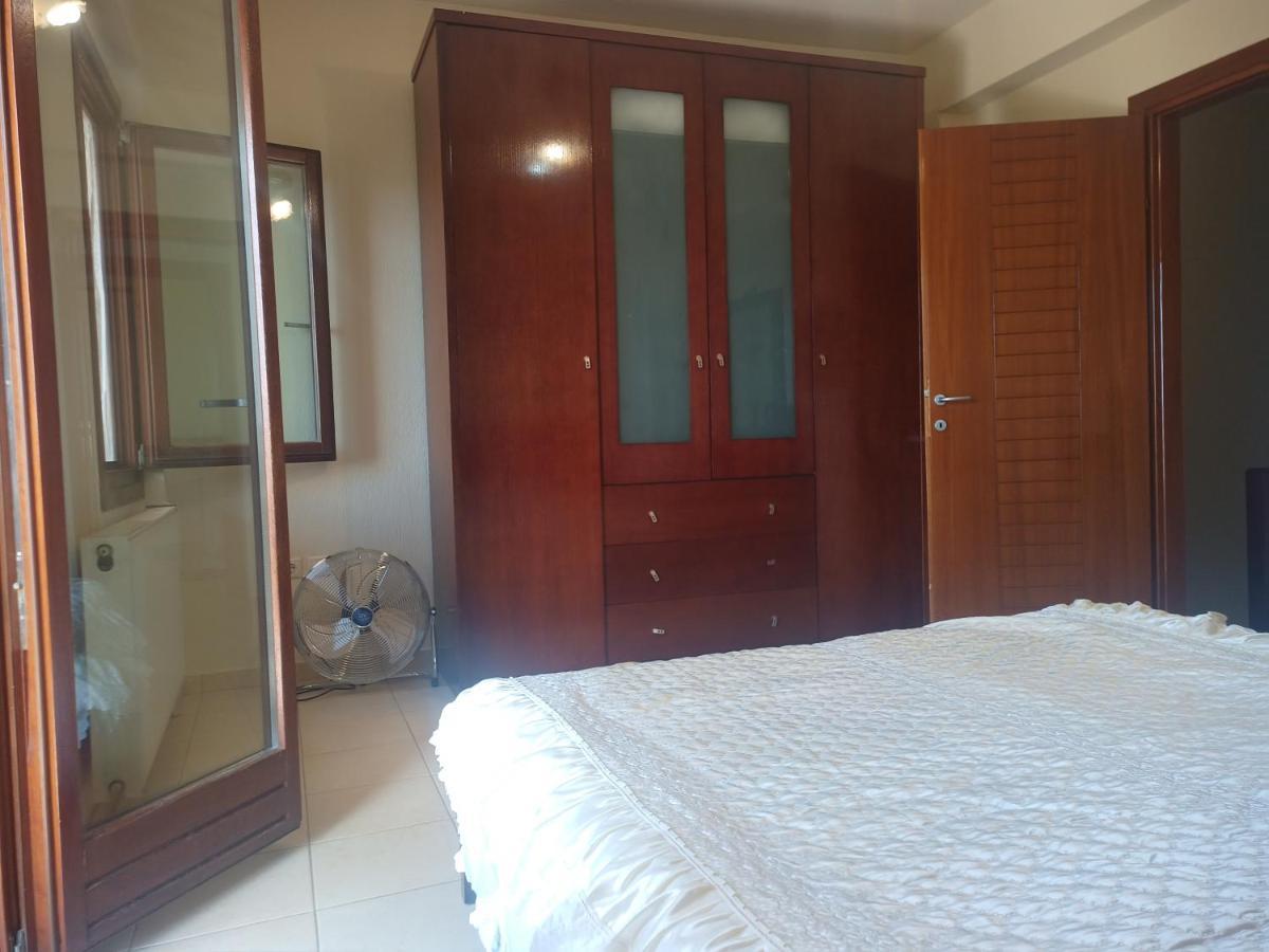 Μεζονετα Apartamento Néa Ródha Exterior foto