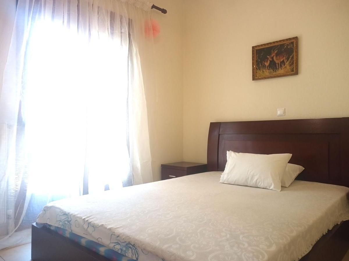 Μεζονετα Apartamento Néa Ródha Exterior foto