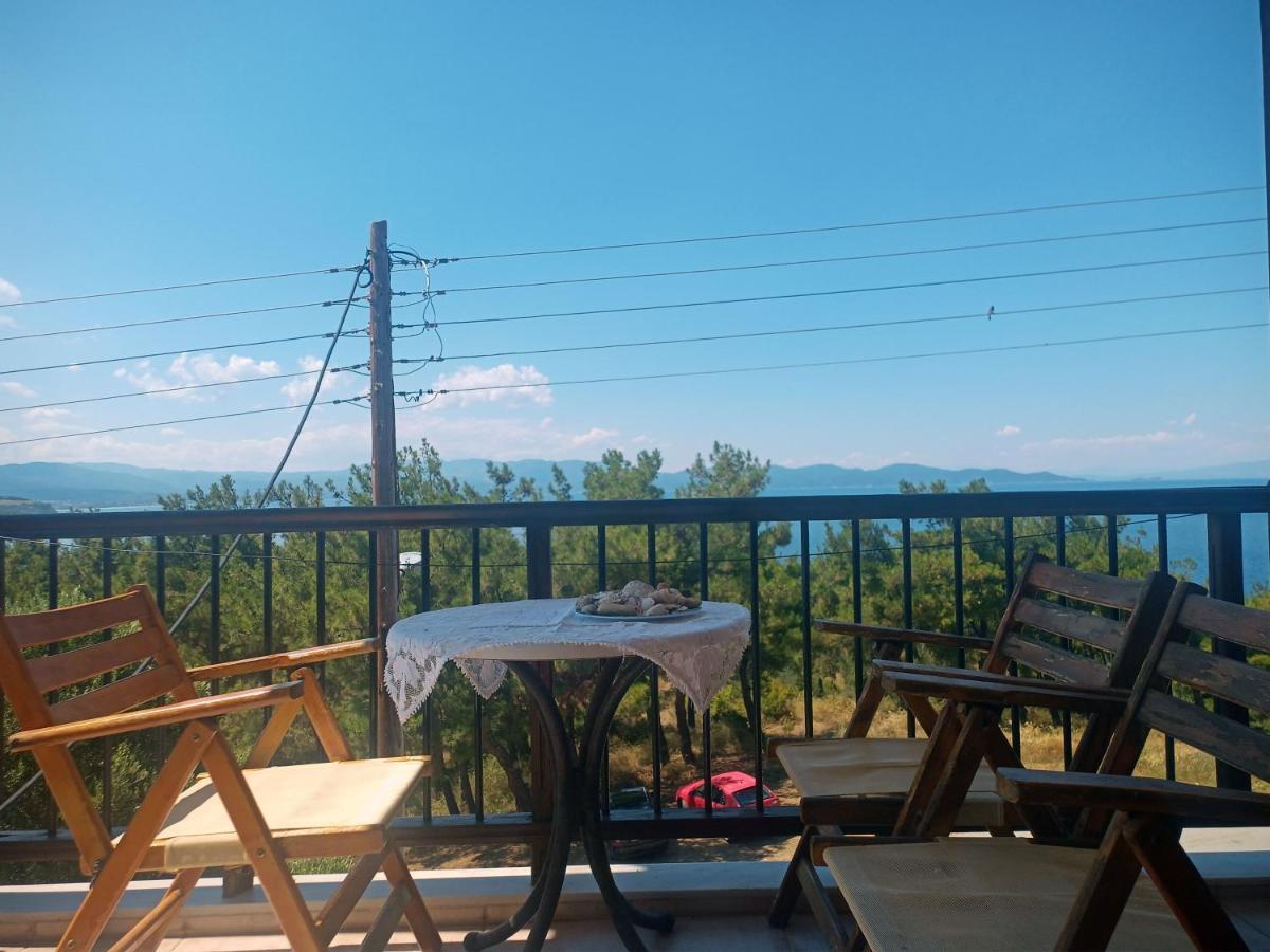 Μεζονετα Apartamento Néa Ródha Exterior foto