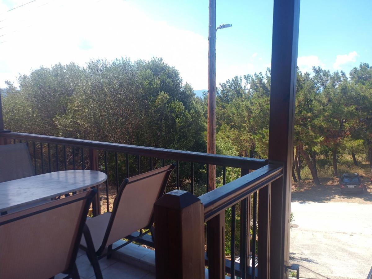 Μεζονετα Apartamento Néa Ródha Exterior foto