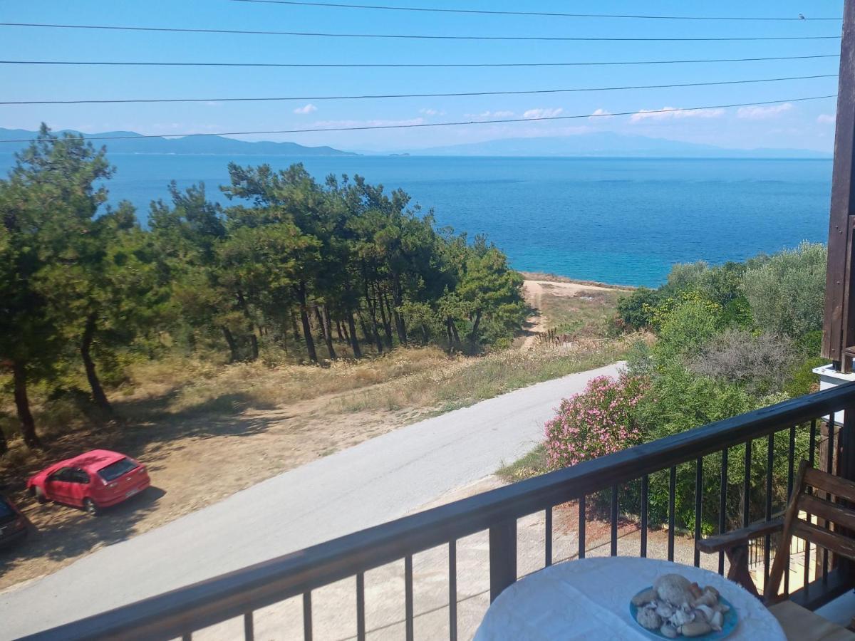 Μεζονετα Apartamento Néa Ródha Exterior foto