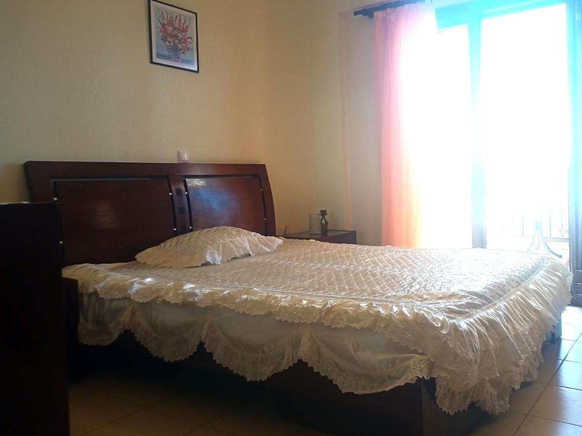 Μεζονετα Apartamento Néa Ródha Exterior foto
