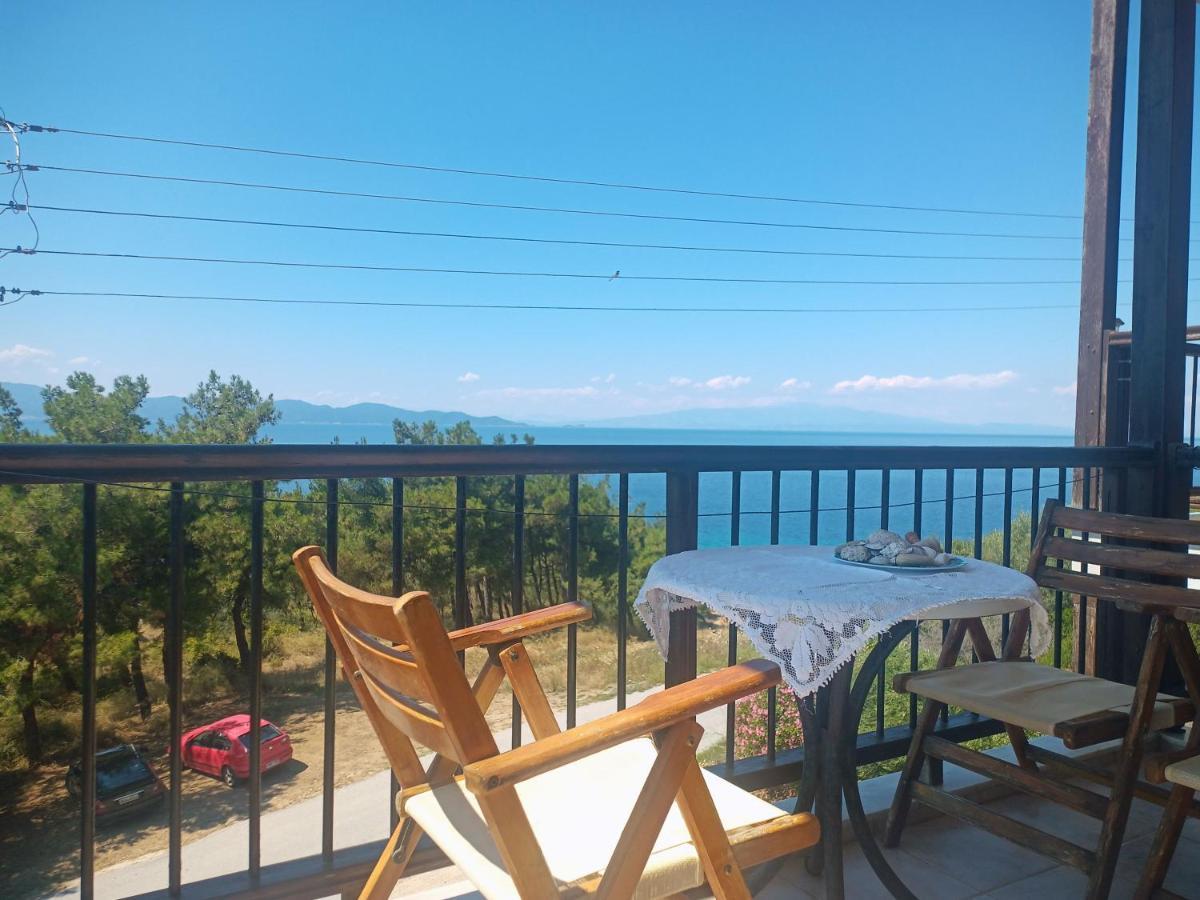 Μεζονετα Apartamento Néa Ródha Exterior foto